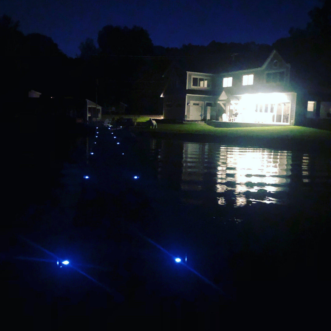 LED Dock &amp; Deck Pods - Solar Powered Light Dots