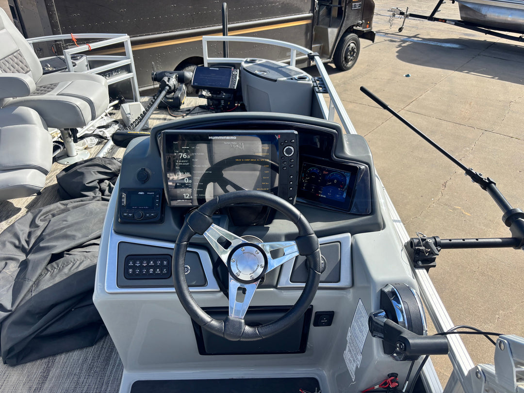2024 Ranger Reata 220F
