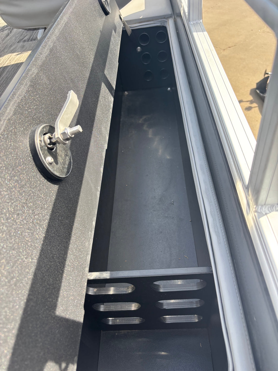 2024 Ranger Reata 220F