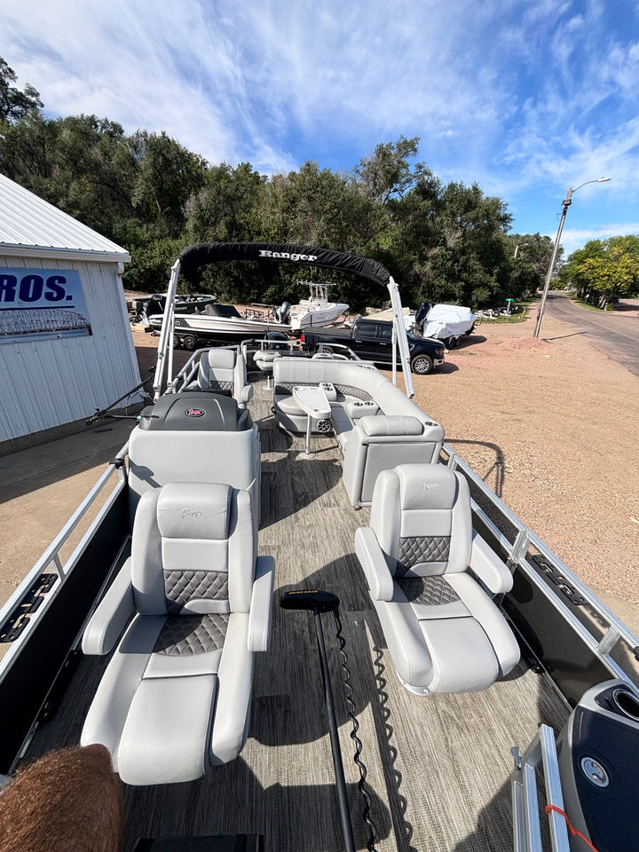 2024 Ranger Reata 220F