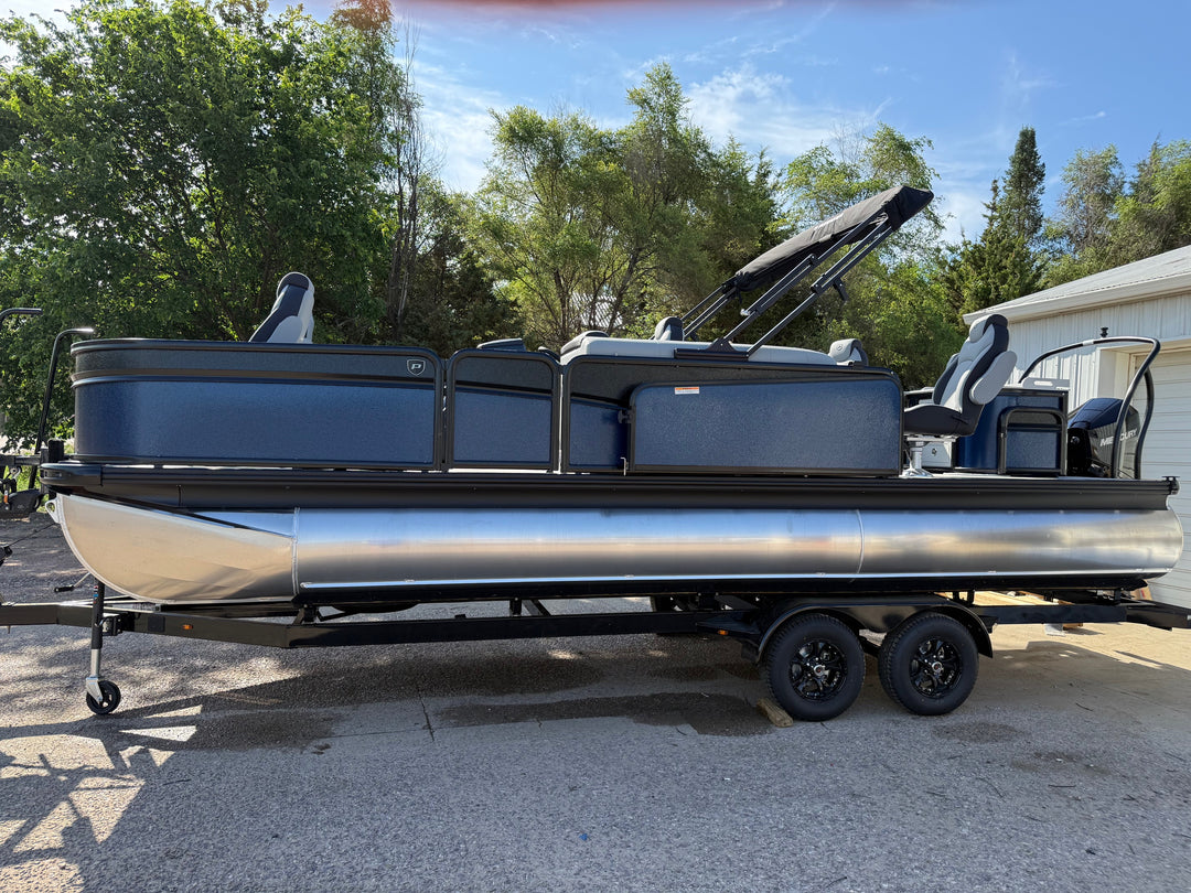 2026 Premier 230 Angler 4pt — photo 17