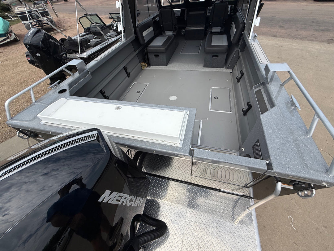2027 Lund 240 HG PRO