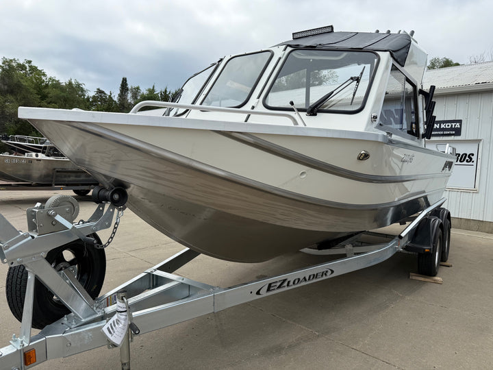2026 Lund 210 HG — photo 3