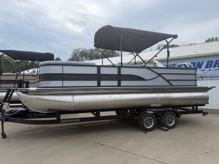 2026 Bentley 220 Fish-N-Cruise