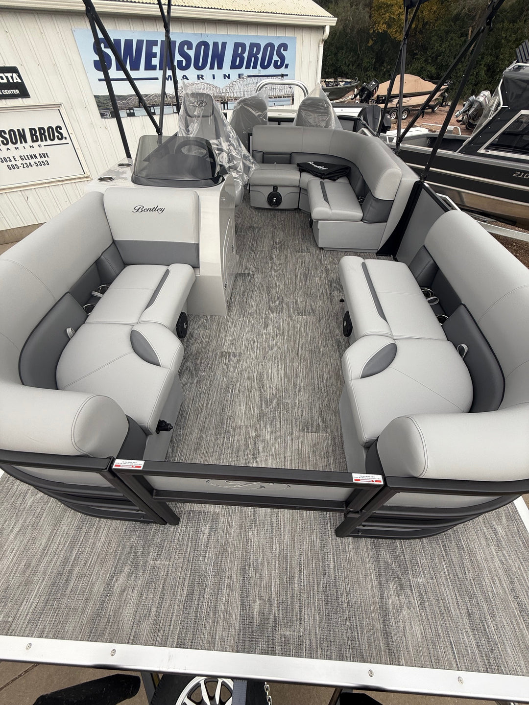 2026 Bentley 220 Fish-N-Cruise — photo 15