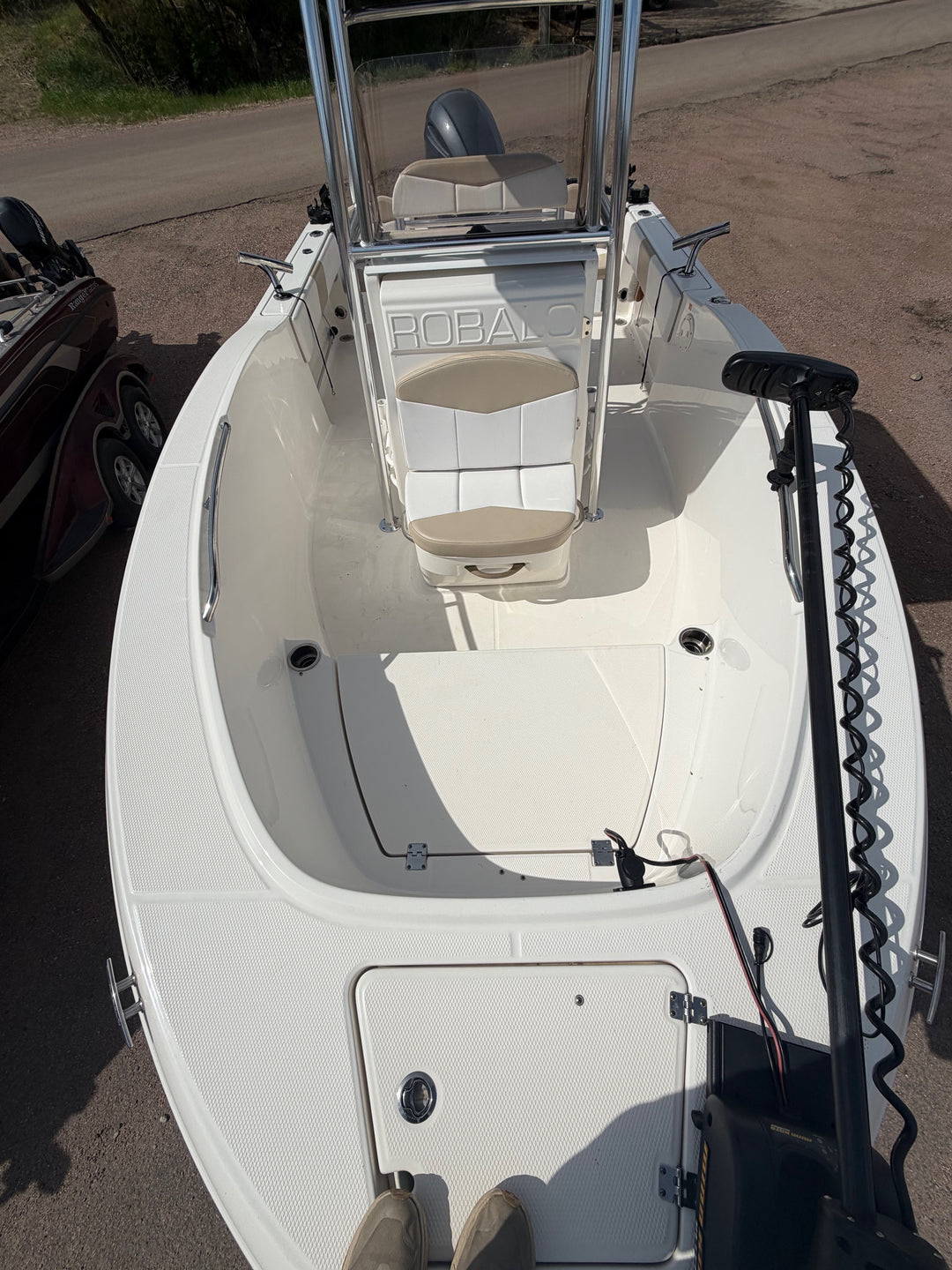 2018 Robalo R180 — photo 15