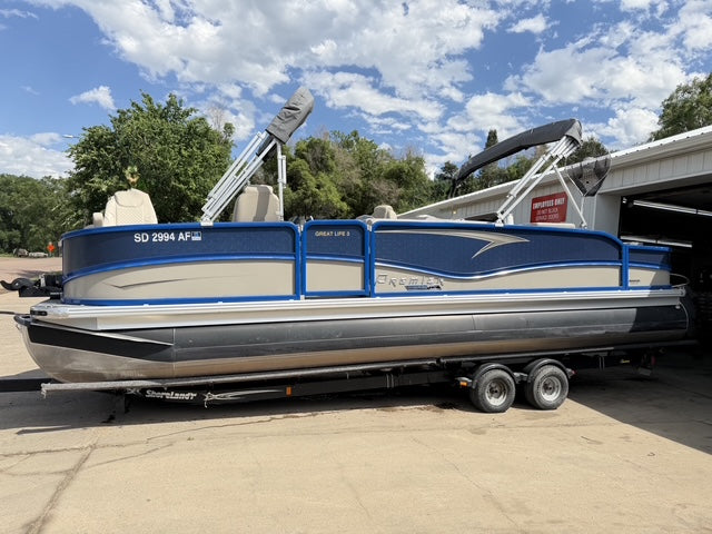 2022 Premier 240 Gemini 2pt Fish