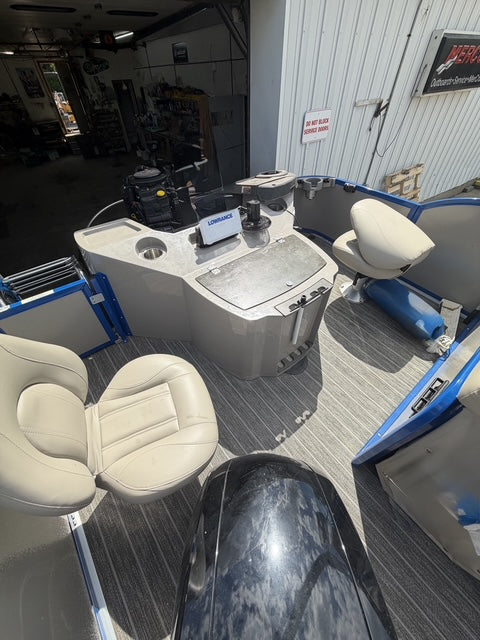 2022 Premier 240 Gemini 2pt Fish — photo 8