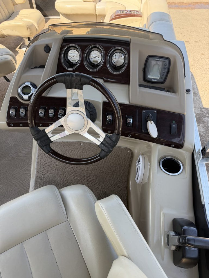 2011 Bennington 2275RL — photo 10