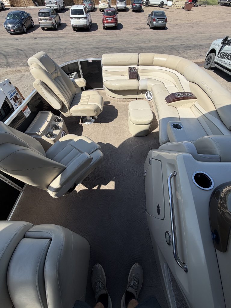 2011 Bennington 2275RL — photo 12