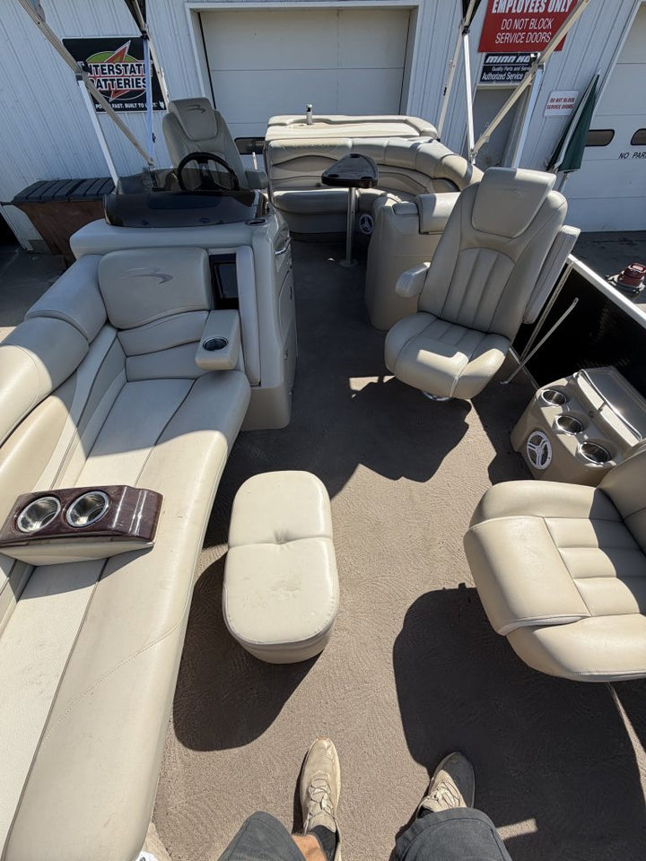 2011 Bennington 2275RL — photo 16