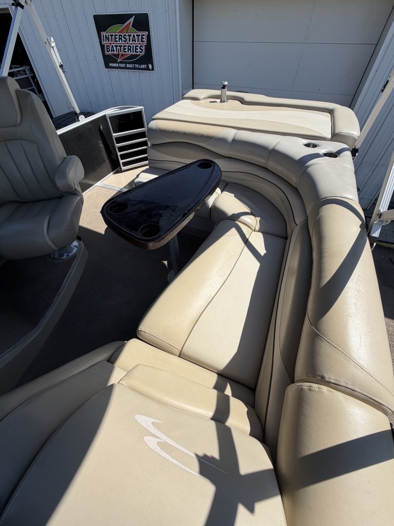 2011 Bennington 2275RL — photo 18