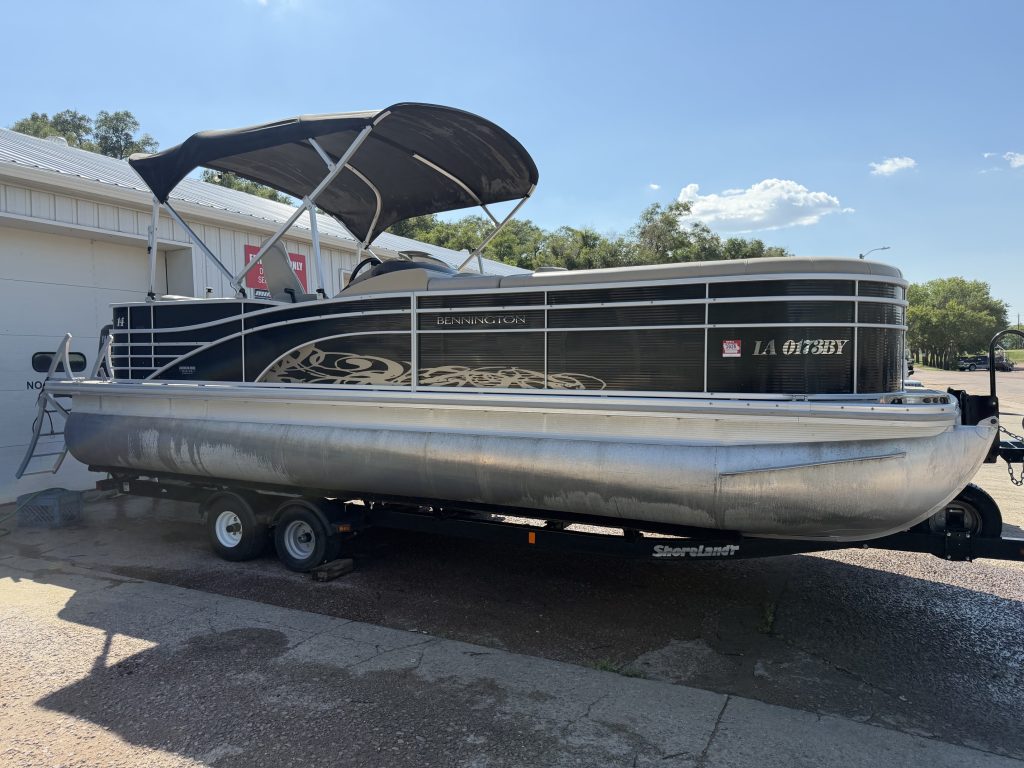2011 Bennington 2275RL — photo 19