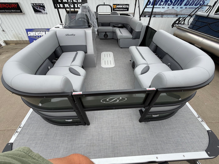 2027 Bentley 223 Fish N Cruise