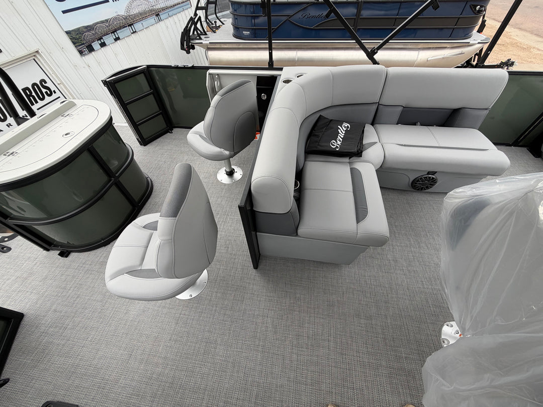 2027 Bentley 223 Fish N Cruise