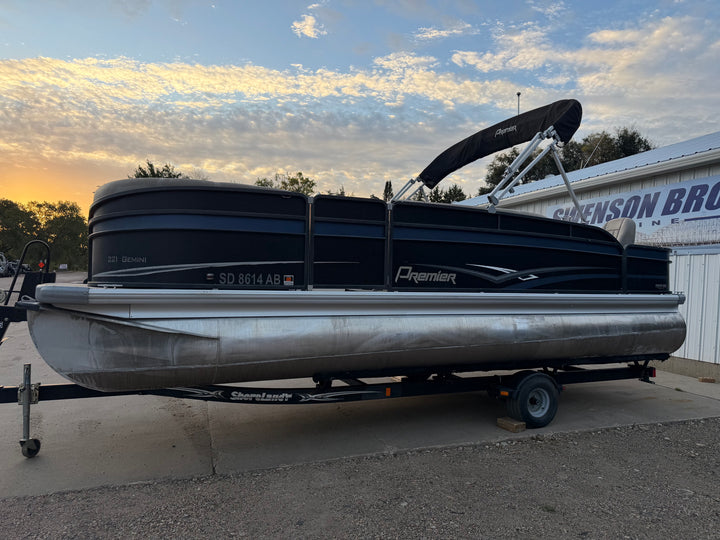 2013 Premier 221 Gemini