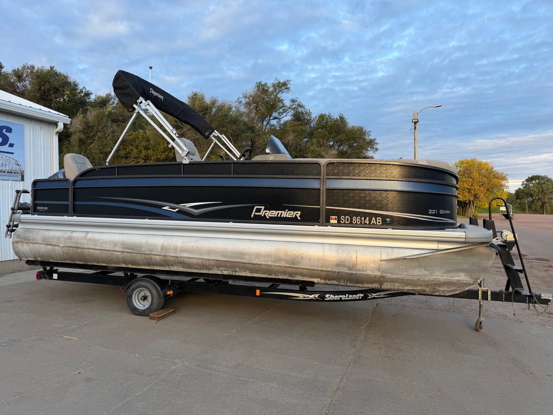 2013 Premier 221 Gemini
