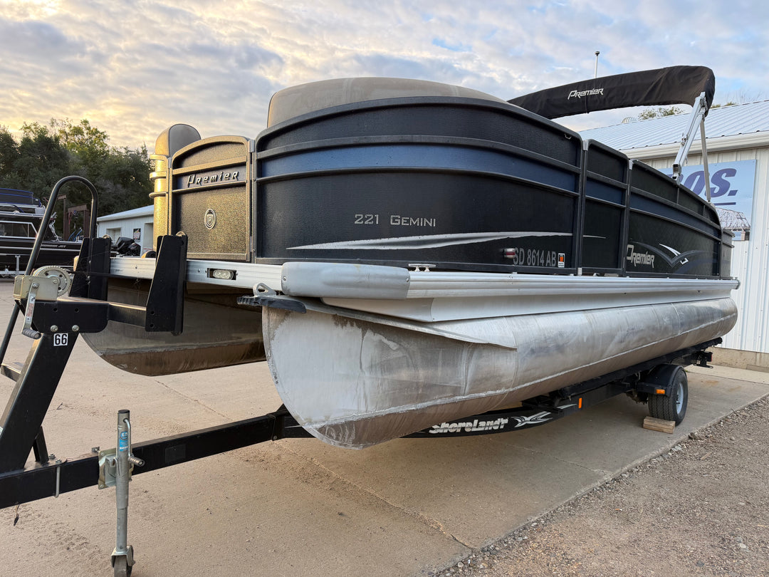 2013 Premier 221 Gemini
