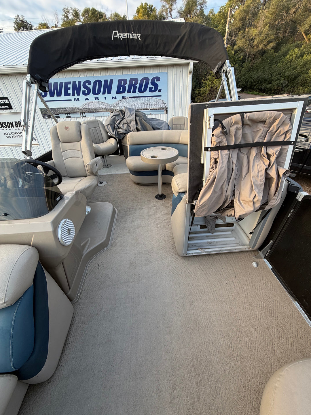 2013 Premier 221 Gemini