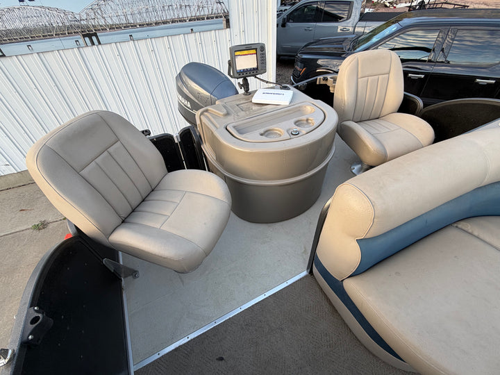 2013 Premier 221 Gemini